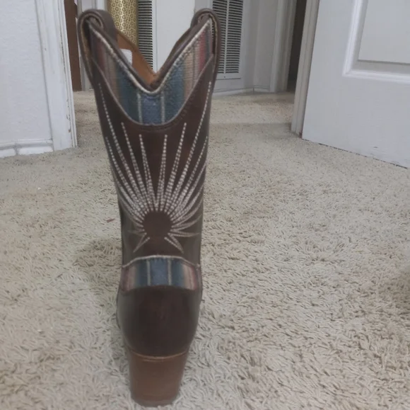 Nocona Conchita Boots (Women's 7 1/2) - Picture 7 of 9